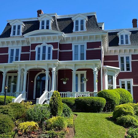 Blomidon Inn 울프빌 외부 사진